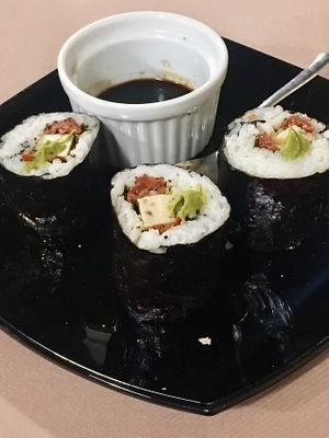 Sushi rolls at La Tecia Vegana in Venice