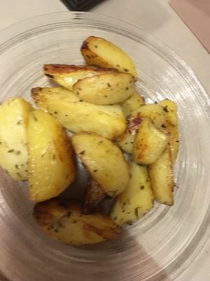 Roast potato’s  at La Tecia Vegana in Venice