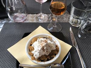 Rhubarb crumble at La Tecia Vegana in Venice