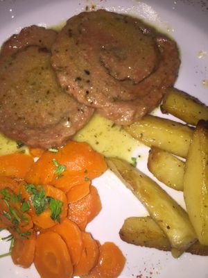 Roast - AMAZING at La Tecia Vegana in Venice