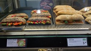 vegane belegte brote at backWERK in Bremen