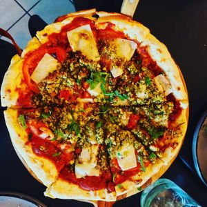 Magherita Pizza at The Lemon Tree in St Catharines