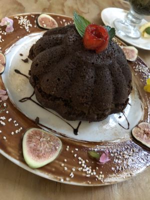 Pan de chocolate relleno de calabaza  at Paraíso Vegano in Mexico City