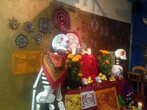 Dia de Muertos offering at Paraíso Vegano in Mexico City
