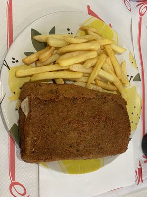   at Kuky's Place in Zaragoza