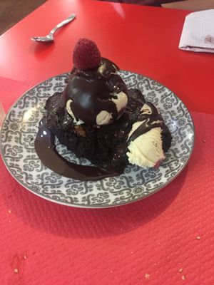 Vegan brownie  at Kuky's Place in Zaragoza