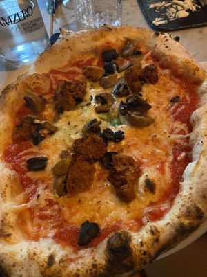 Pizza Veg-Ana de James  at Sa Ximbomba in Mallorca