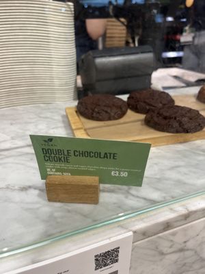 Vegan chocolate cookie   at AMS - LEON in Schiphol