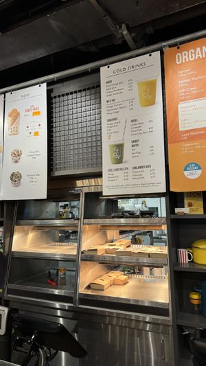 Menú  at AMS - LEON in Schiphol