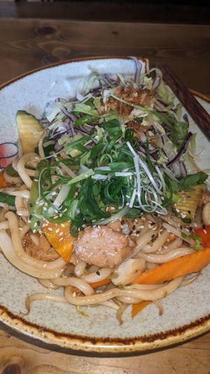 udon noodles with vegan chicken at QB Vegan in Berlin
