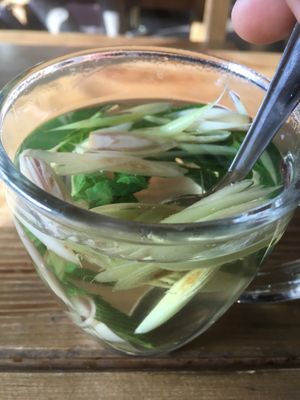 Zitronengras Melisse Tee at QB Vegan in Berlin