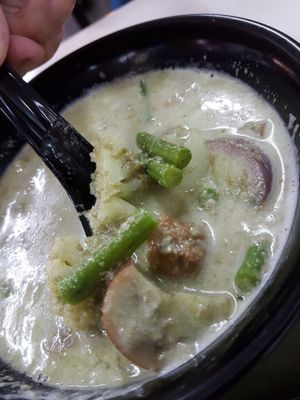 Nice at Heart of Vegetarian 德兴 in Northeast Singapore