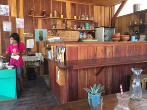 Kitchen, aaaand you sit around, which would be very cool, if they had more vegan stuff at Gili Bliss in 