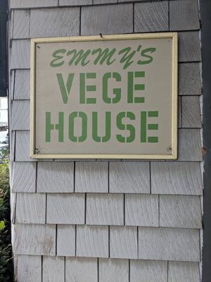 The sign at Emmy's Vege House in Bainbridge Island