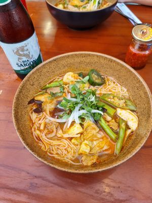 Braised noodle in clay pot (spicy) #Veganuary at Minh Hien 2 in Hoi An