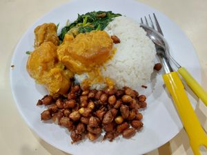  at Lan Xiang Yuan Vegetarian in West Singapore