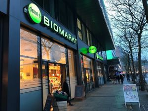 store front at denn's Biomarkt in Chemnitz