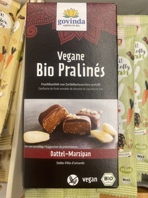 Vegan and gluten-free pralinés   at denn's Biomarkt in Chemnitz