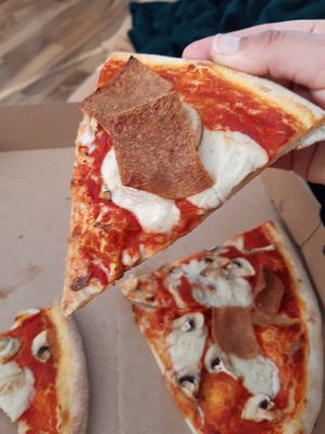 🍕 at McGuinness - Takeaway in Dublin