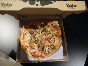take away at Yolo Pizza in Churra