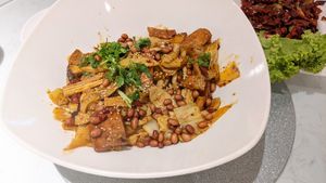 Ma La Xiang Guo at Green on Earth 绿之天地 in West Singapore