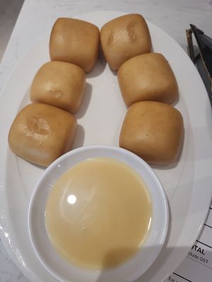  at Green on Earth 绿之天地 in West Singapore