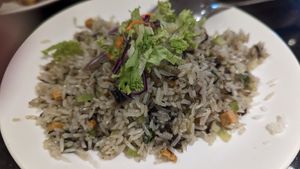 Olive fried rice at Green on Earth 绿之天地 in West Singapore