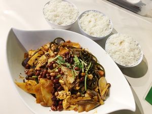 麻辣香鍋 Mala Xiang Gu at Green on Earth 绿之天地 in West Singapore