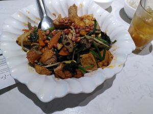 Mala Hot Pot at Green on Earth 绿之天地 in West Singapore