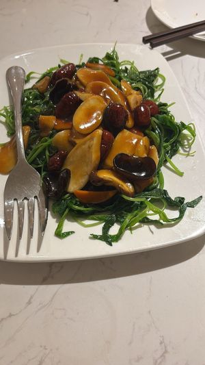 3 treasure spinach awesome at Green on Earth 绿之天地 in West Singapore