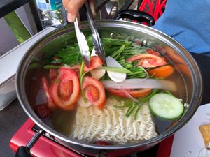 Herbal Hotpot at Green on Earth 绿之天地 in West Singapore
