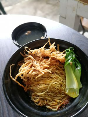 Mala dry noodles at Green on Earth 绿之天地 in West Singapore