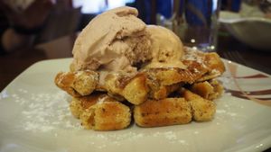 Build Your Own – Vegan Waffle with 2 Vegan Gelato Scoops [£4.50] at Affogato  in Edinburgh