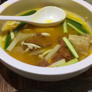 nice warming soup tofu mushrooms etc.  at Shiyi Yayuan in Xiamen