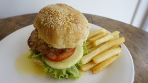 vegan burger with home made mayo..the taste so delicious at Simple Plant  in Yogyakarta