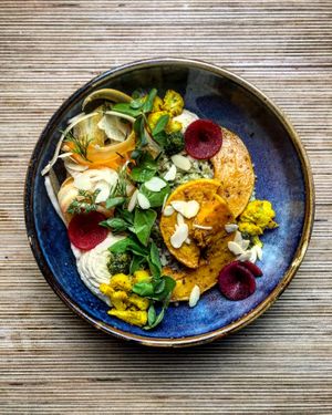 MOTHER Bowl - a beautiful salad at MOTHER - Juice Works in East London