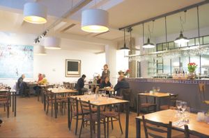 restaurant et bar at Como en Casa in Liege