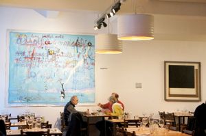 salle at Como en Casa in Liege