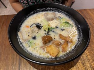 Pearl oriental bowl  at Pinxin Vegan Cuisine - 品馨蔬食 in Penang