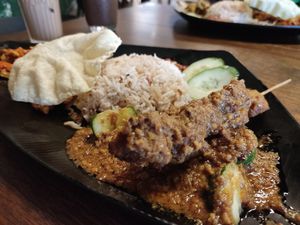 A closer look at the satay skewer at Pinxin Vegan Cuisine - 品馨蔬食 in Penang