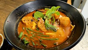 Fierry Curry Noodle at Pinxin Vegan Cuisine - 品馨蔬食 in Penang