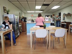 customers at Krazzy Kow in High Springs