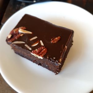 vegan brownie at Cafe O Mai in Annerley