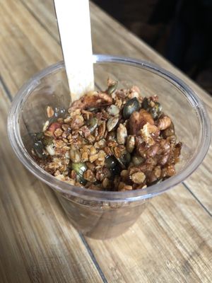 Some granola thang  at Green Bear Coffee - Peytral in Marseille