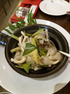 Mushroom and lemongrass at Minh Chay - Hang Gai in Hanoi