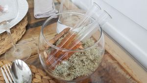 Kasha drinks at ONA in Ares