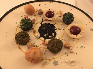 "Planets" appetizer at ONA in Ares