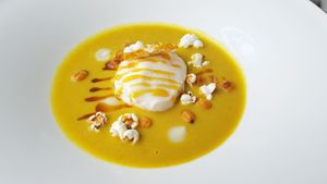 Île flottante at ONA in Ares