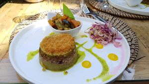 Hachis parmentier and vegetables at ONA in Ares