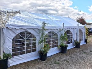 Barnum exterieur  at Vegan Truck in Marcy-letoile